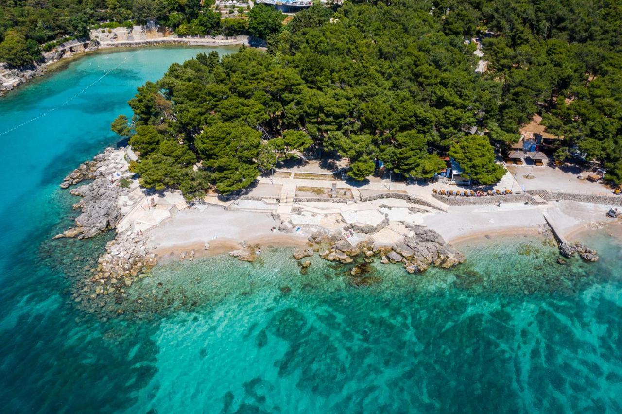 Villa Lovorka - Hotel Resort Drazica Krk Town Exterior photo